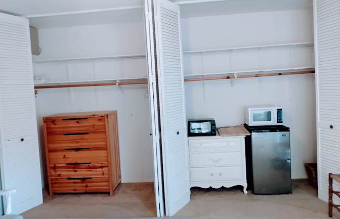 Andrea's room