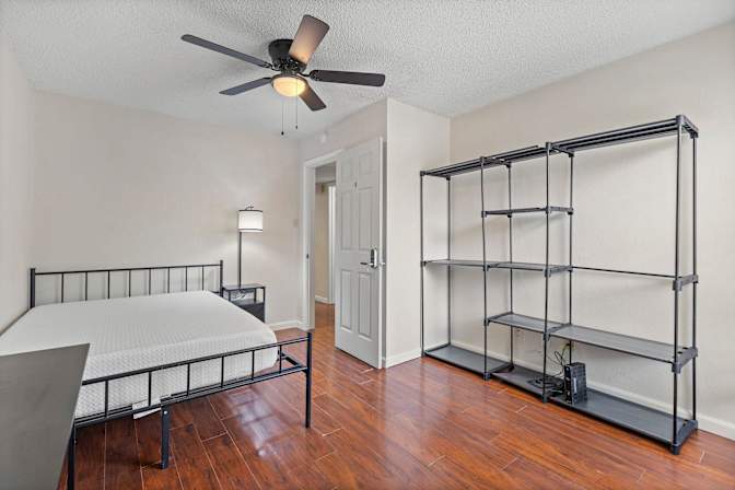 PadSplit's room
