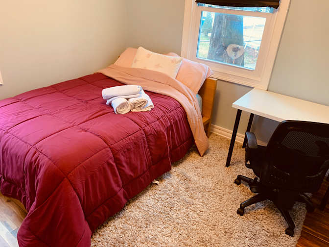Wei's room