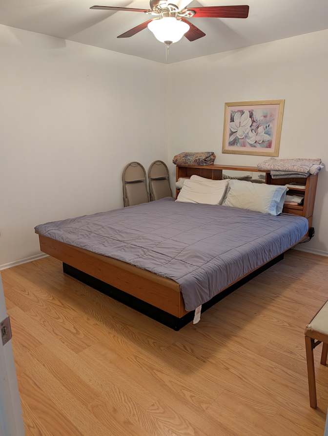 Carlo's room