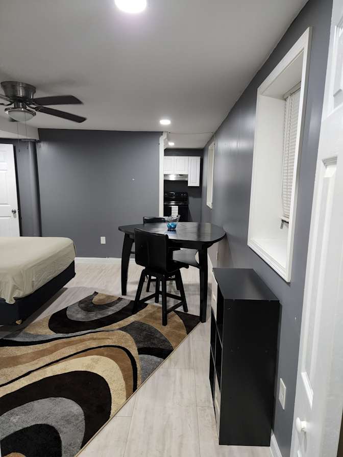CL&C Property Management and Consulting's room