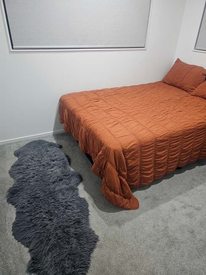 Shevelin DEVI's room