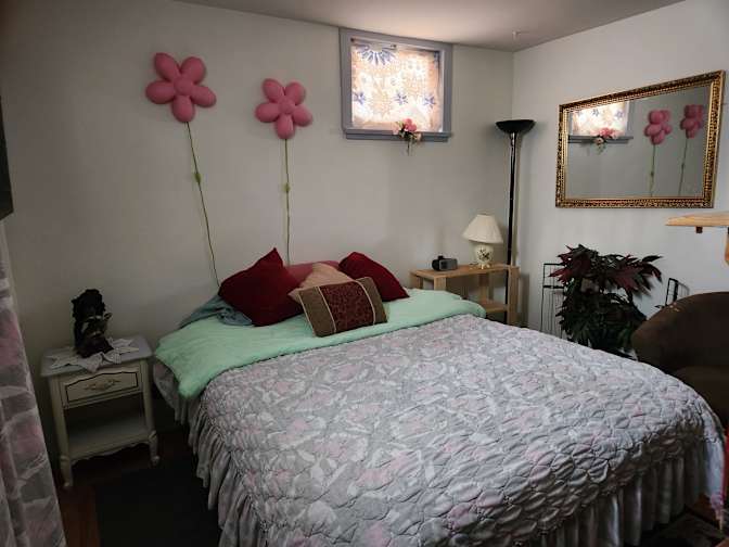 Lisa's room