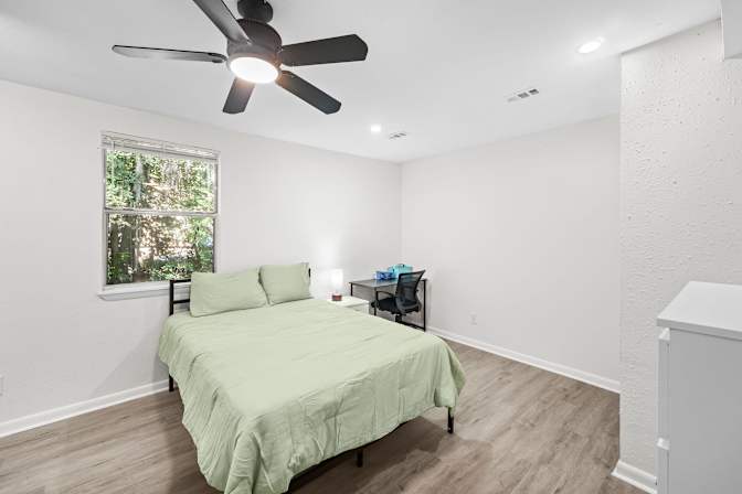 PadSplit's room