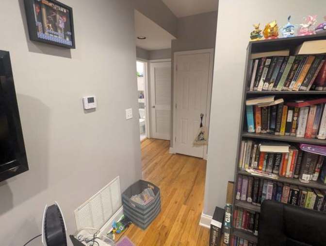 Caroline's room