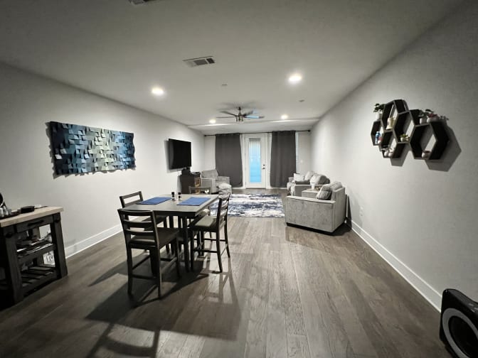 Kin's room