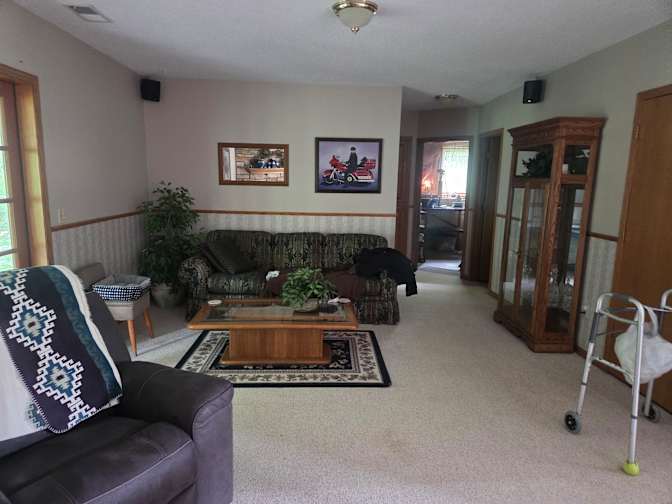Dale's room