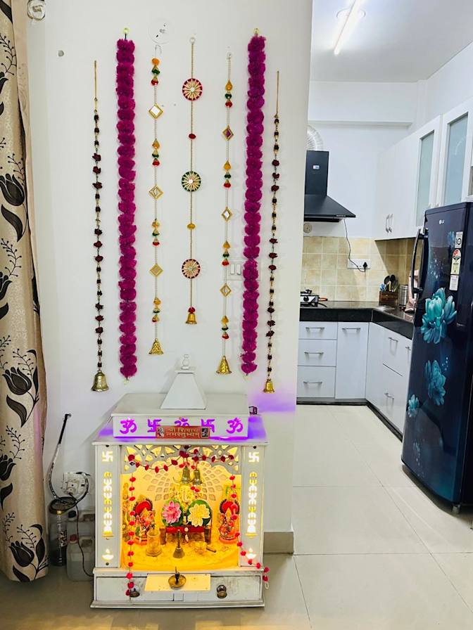 Geet's room