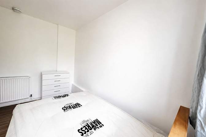 LDS Property Finder's room