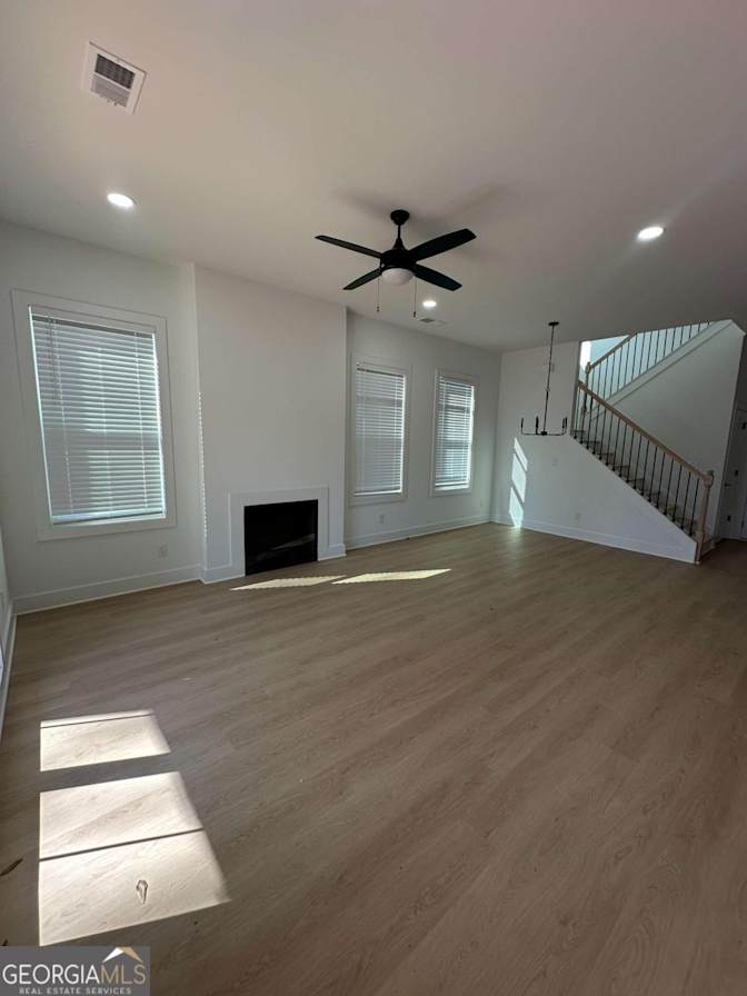 Alcove Rooms's room