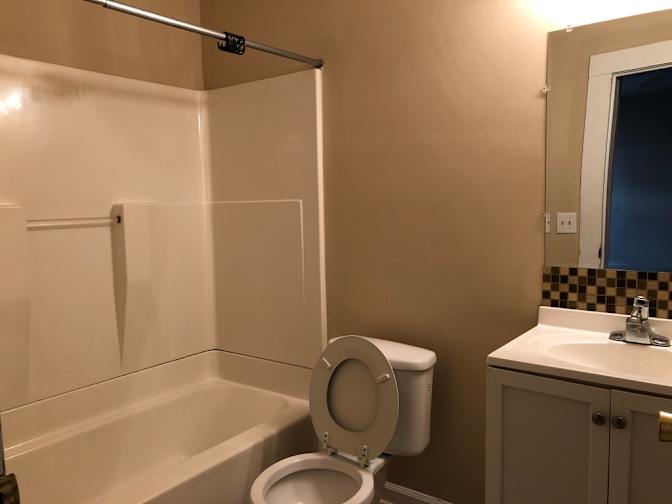 Alcove Rooms's room