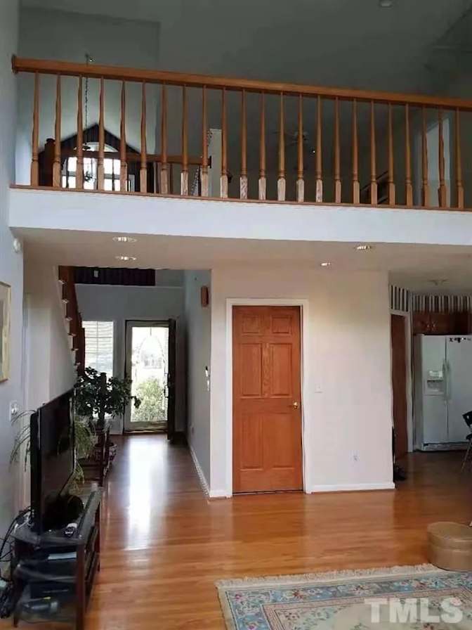 Alcove Rooms's room