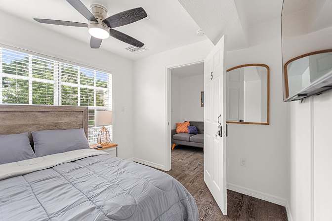 PadSplit's room