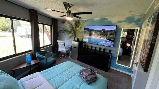 Julian Guerrero's room