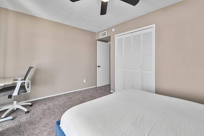 Oluwatoni Aderoju's room
