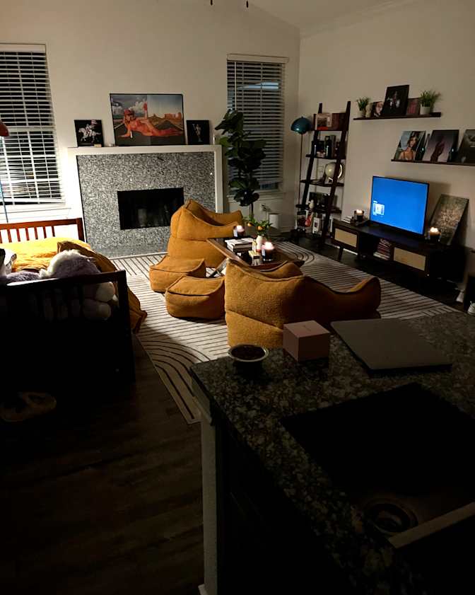 stepfanie Scott's room