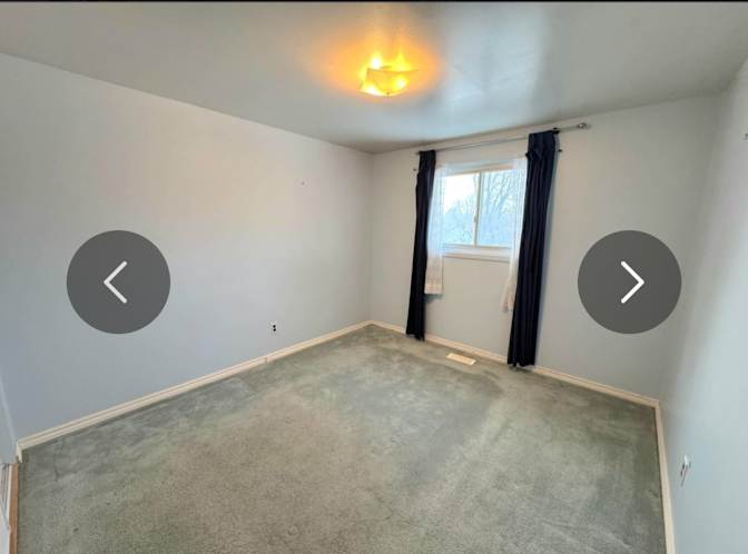 Tas's room