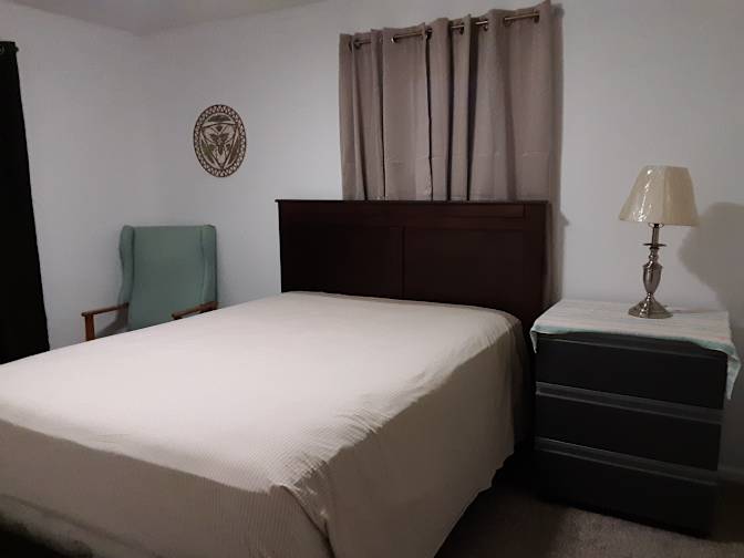 THOMAS's room