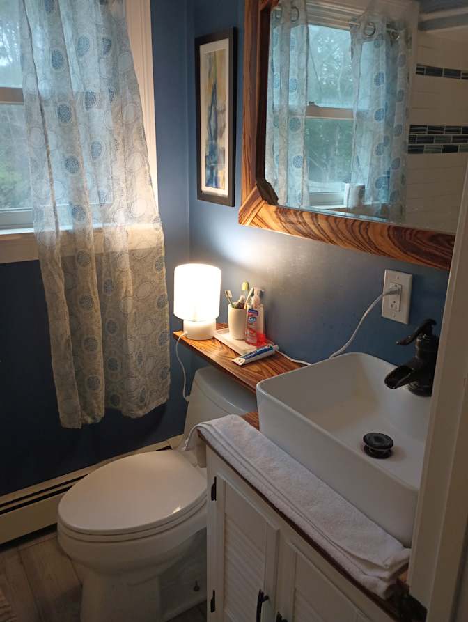 Please Read Profile's room
