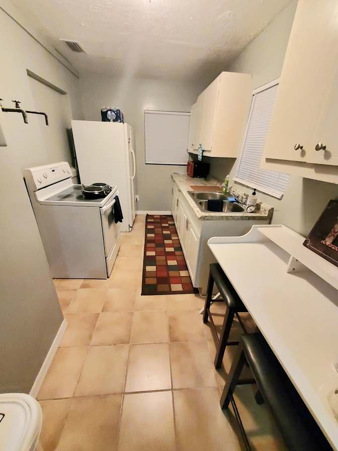 Cozy Home Away Rentals's room