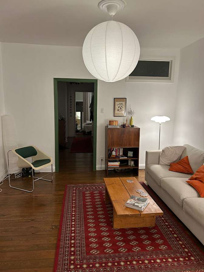 Ali's room