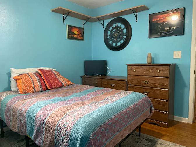 Carolyn's room
