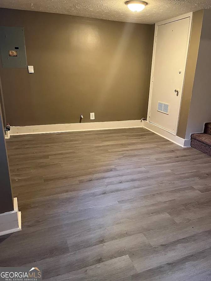 Alcove Rooms's room