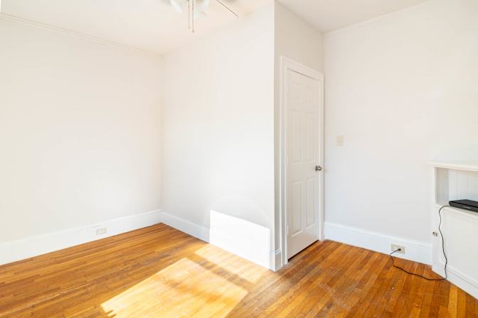 Sam June's room
