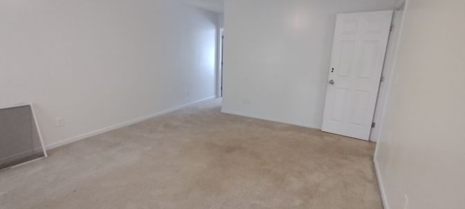 Alcove Rooms's room