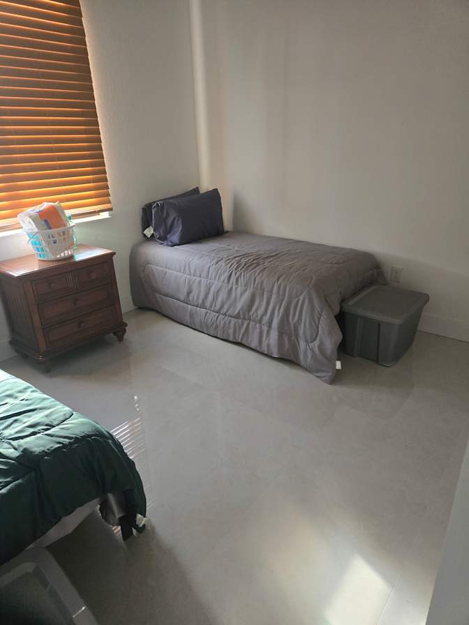 CONNIE MCGIRT's room