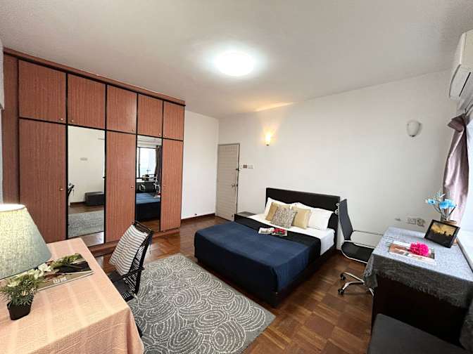 VVA EI's room