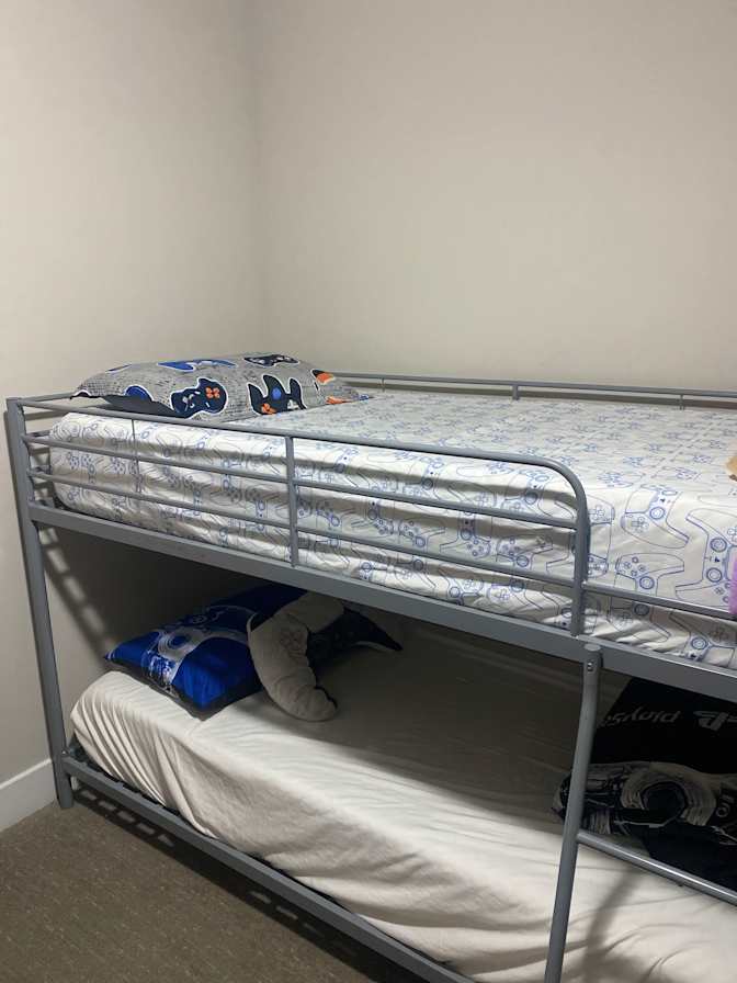 Pedro's room