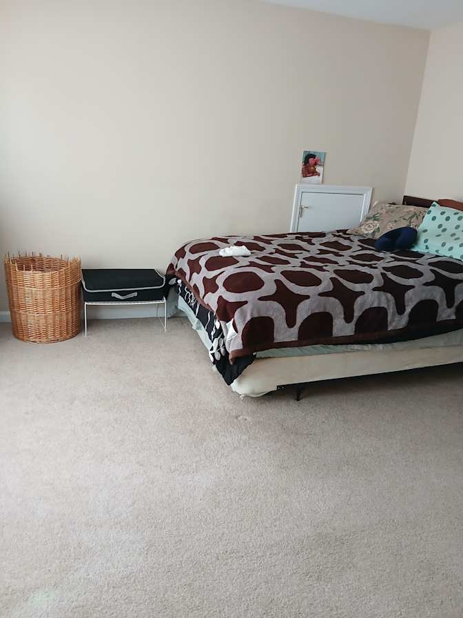 LAKE's room