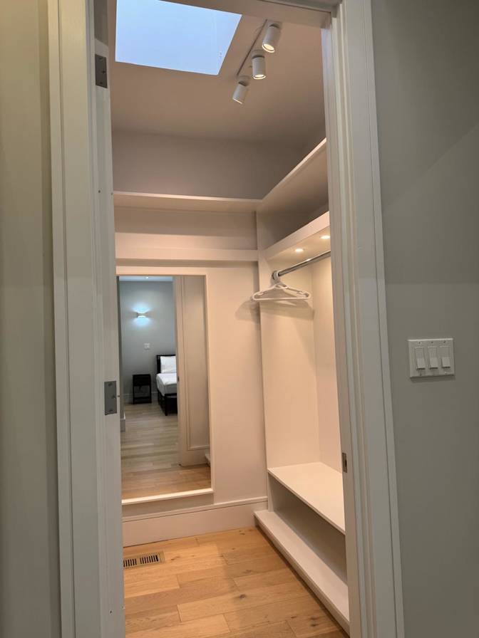 Fiallo Holdings Corp's room