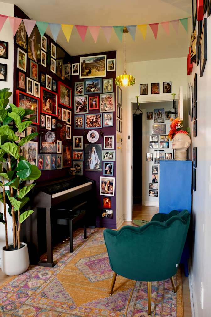 Abir's room