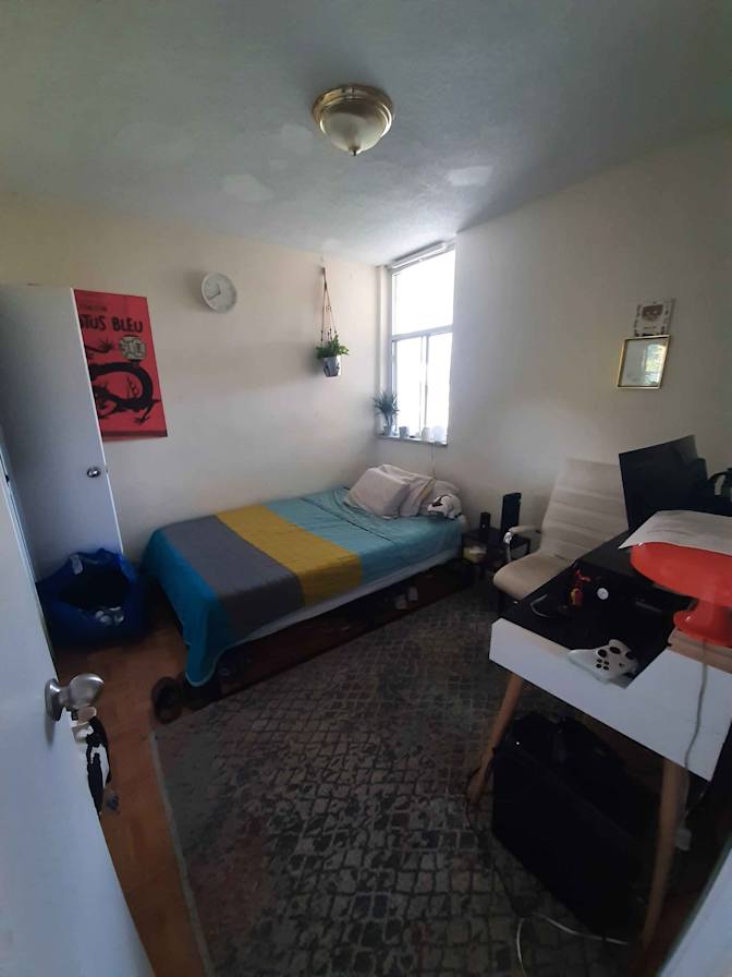 Dontae's room