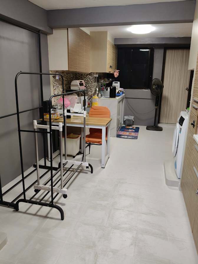 Tan's room