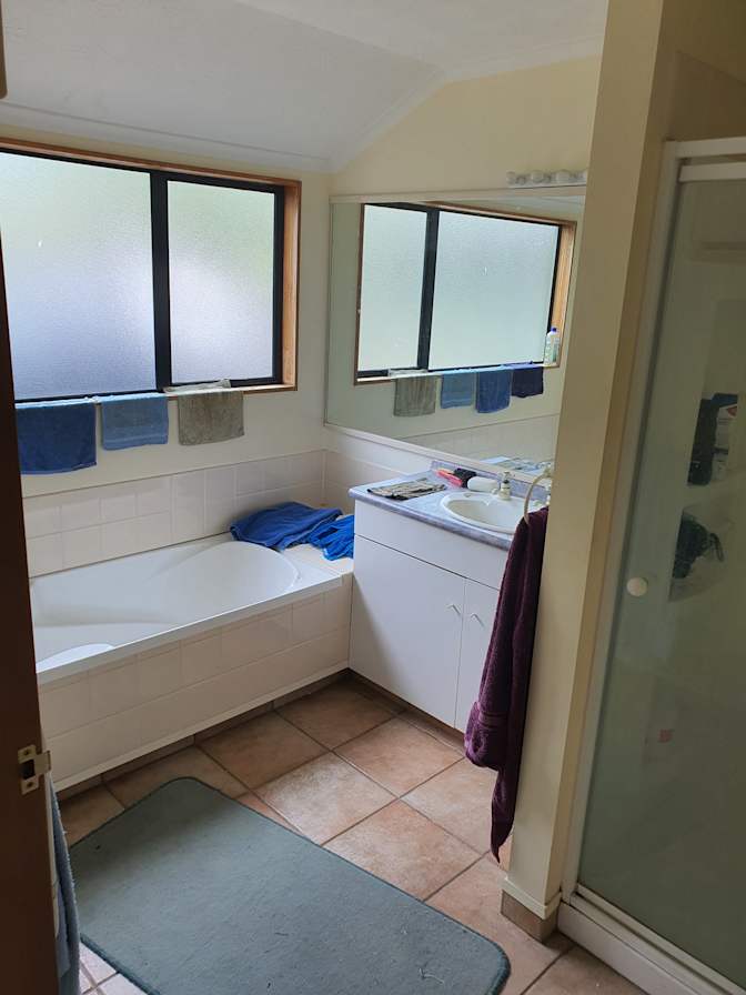Craig  lambert's room