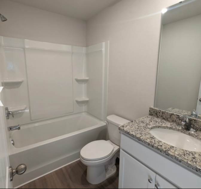 Alcove Rooms's room