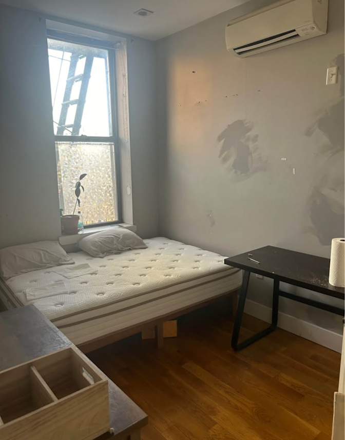 Shane Craig's room