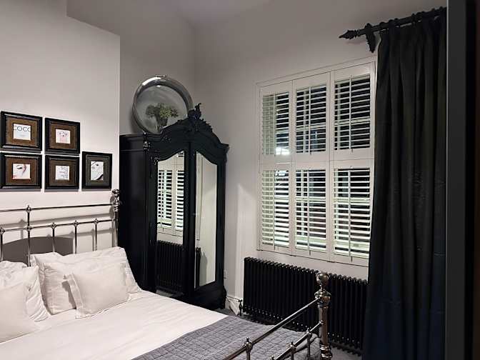 Su Baugh's room