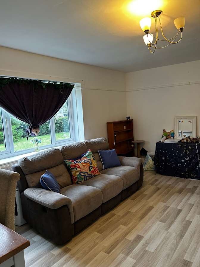 Lara's room