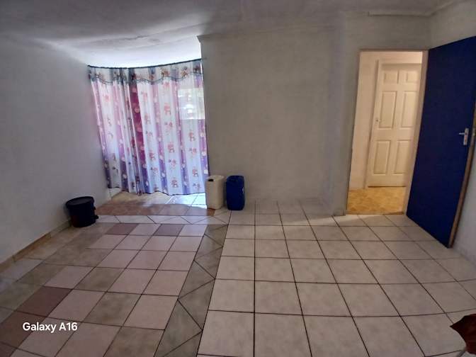 Tebogo Dube's room