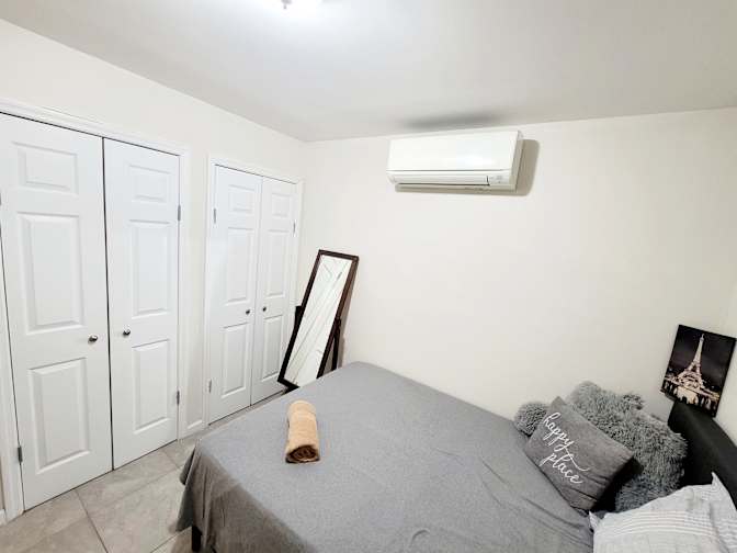 chaki's room