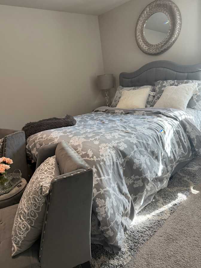 Theo's room