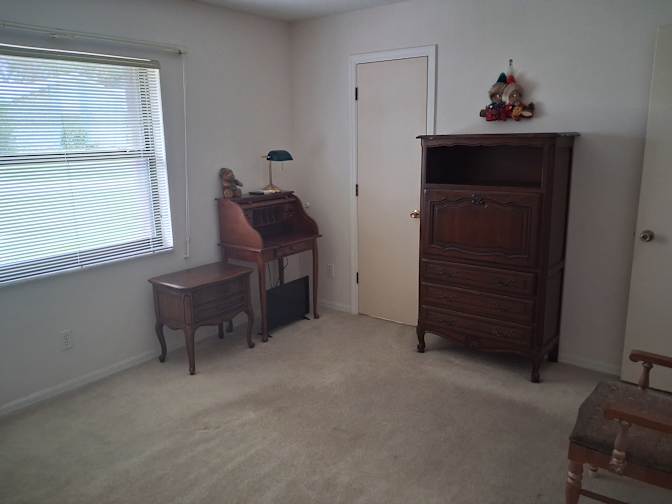 BRIGITTE's room