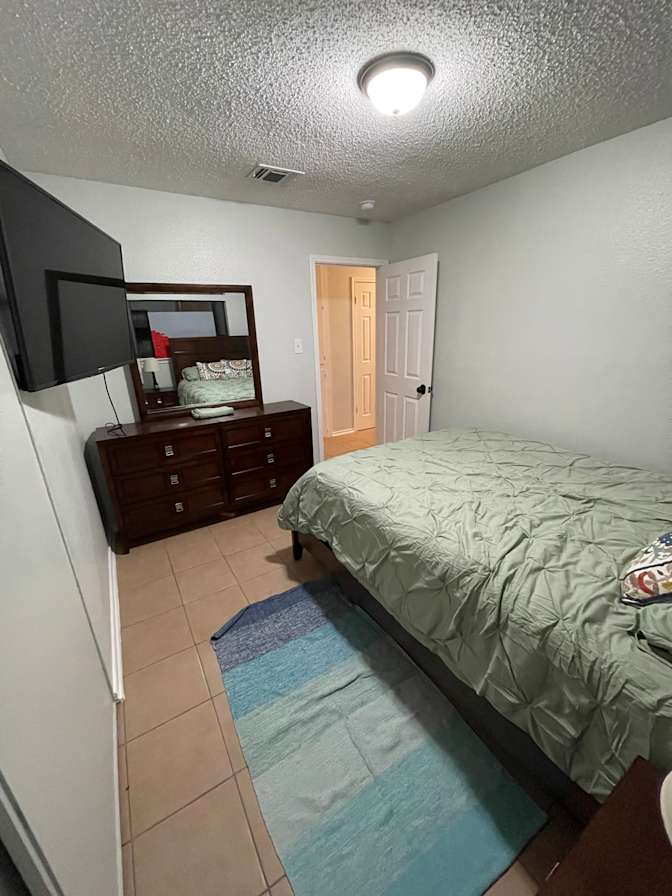 Diana's room