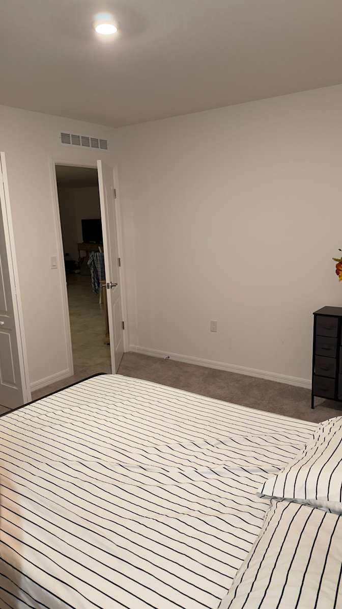 Mateo's room