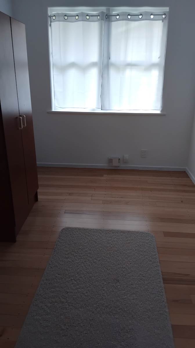geoff's room