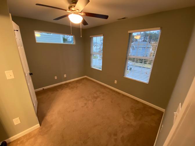 Alcove Rooms's room